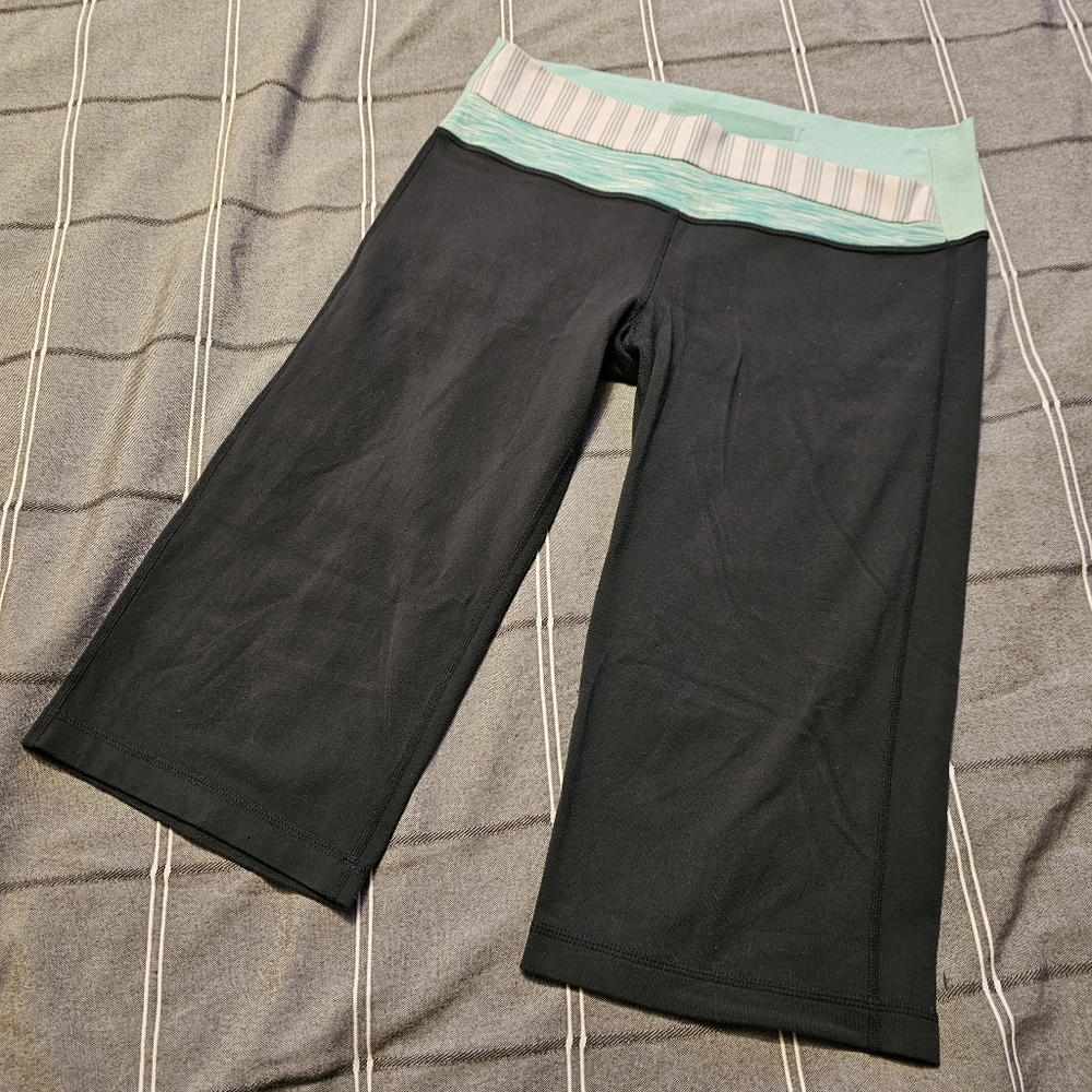💥Ladies Lululemon Groive Crop Yoga Pants Size 8